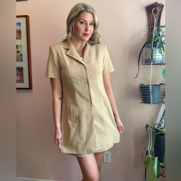 Vintage Tan 2 Piece 'Jessica' Mini Dress & Jacket Set - Picture 2 of 16